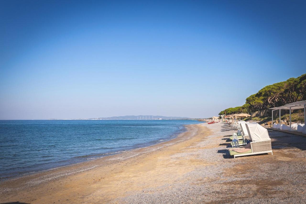 The Sense Experience Resort Follonica Esterno foto A beach in Nikiti